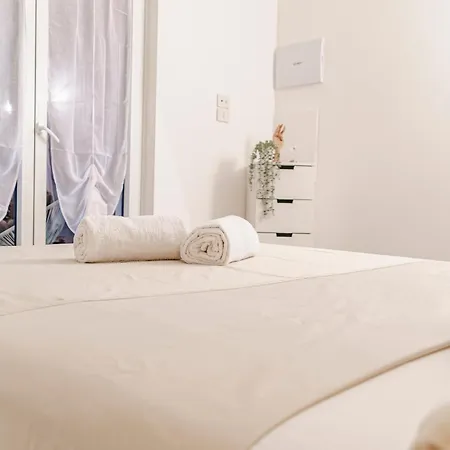 Apulialux - Modern Apt Con Jacuzzi E Box Auto Privato * Bari