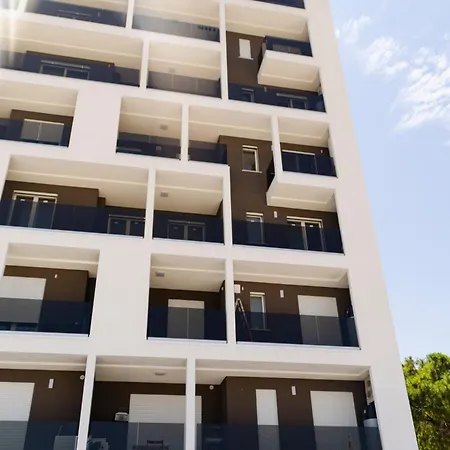 Apartamento Apulialux - Modern Apt Con Jacuzzi E Box Auto Privato *